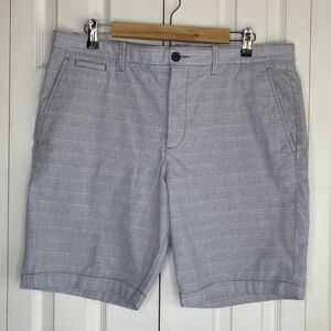 Penguin By Munsingwear Shorts Men's Blue Gray Stripes Casual Preppy Chino Sz 36